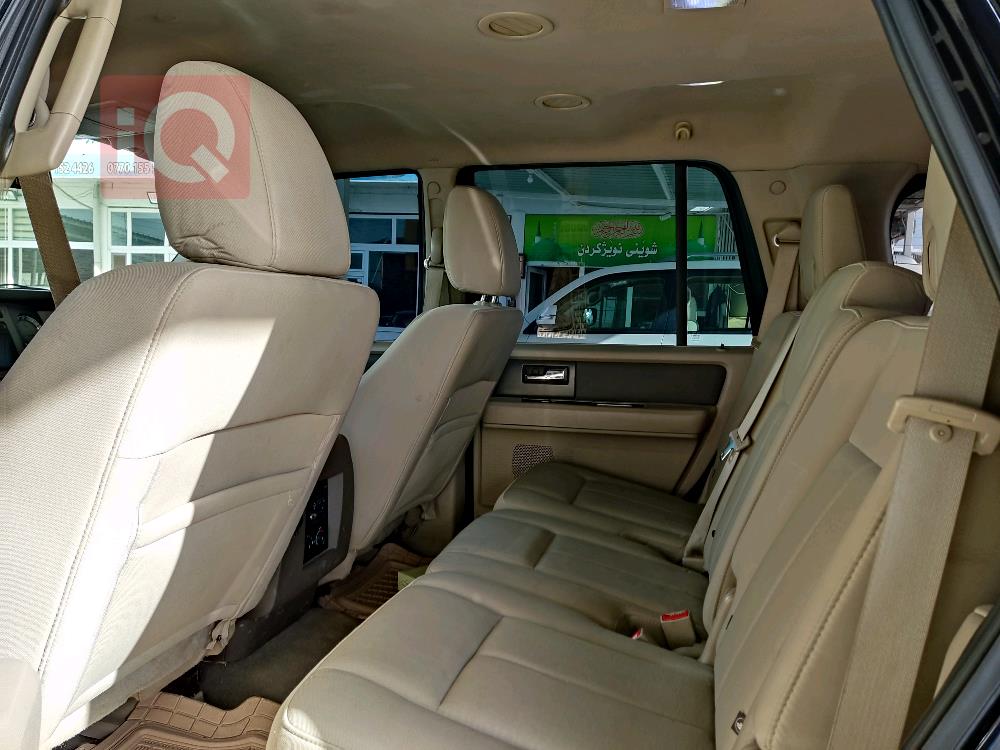 Ford Expedition